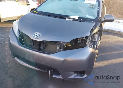 2015 Toyota Sienna Le 8 Passenger из США, поврежденный, VIN 5TDKK3DC1FS539676